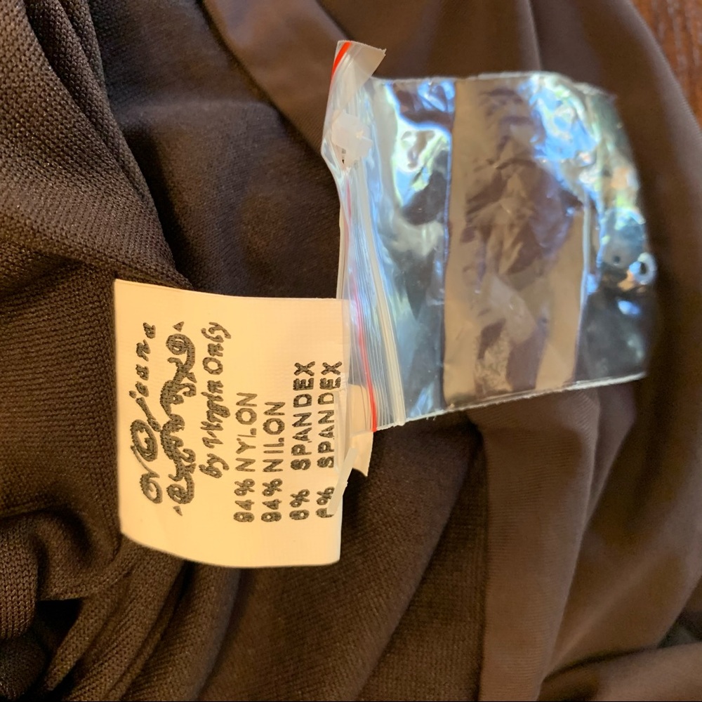 🎉 Virgin Only | one shouldered top - Picture 8 of 8